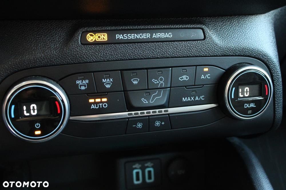 Ford Focus - 27
