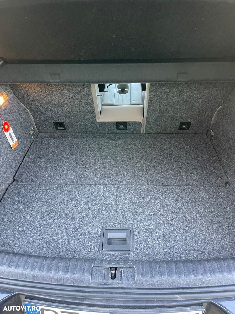 Volkswagen Tiguan 2.0 TDI 4Motion Track & Field - 9