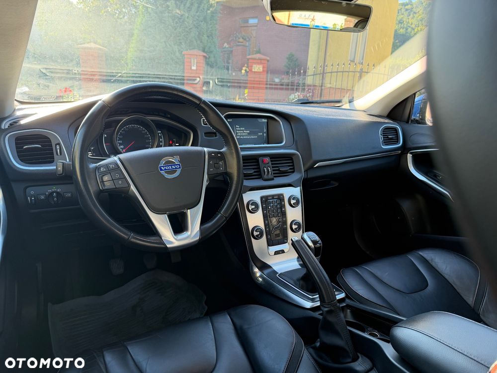 Volvo V40 D2 Ocean Race - 7