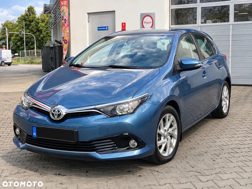 Toyota Auris 1.6 Classic Plus - 1