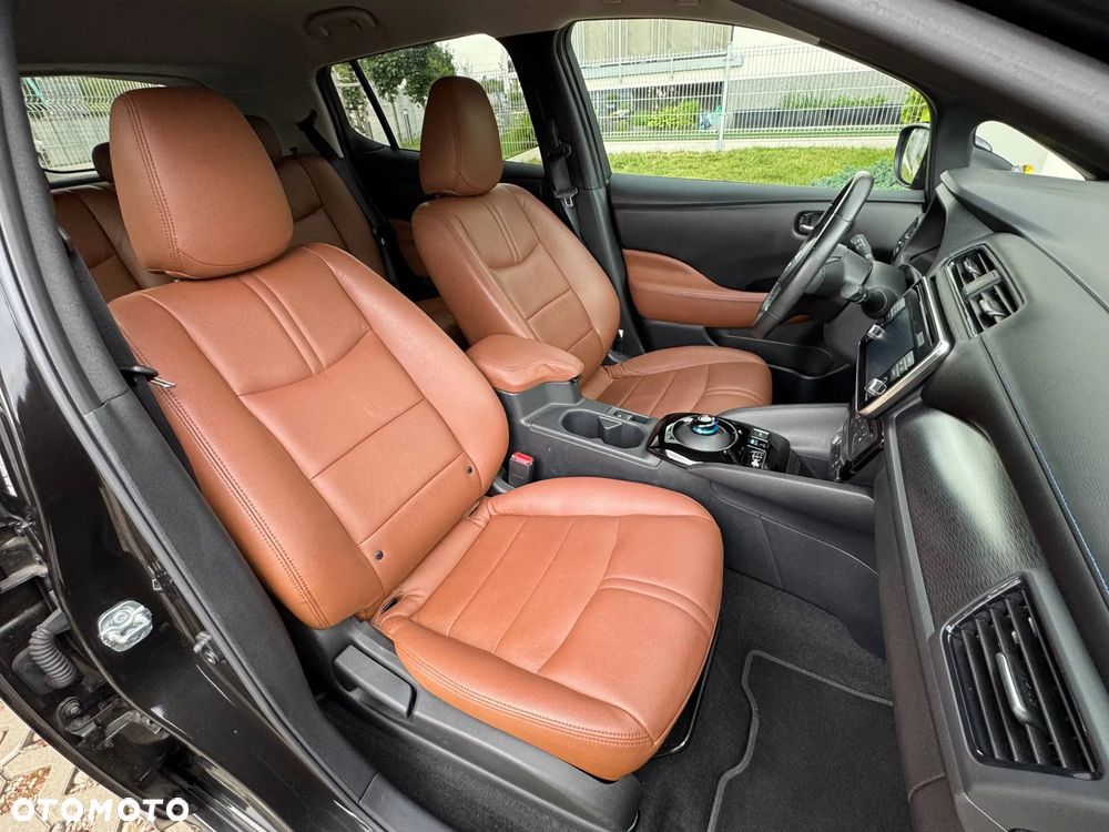 Nissan Leaf 40 kWh N-Connecta - 16