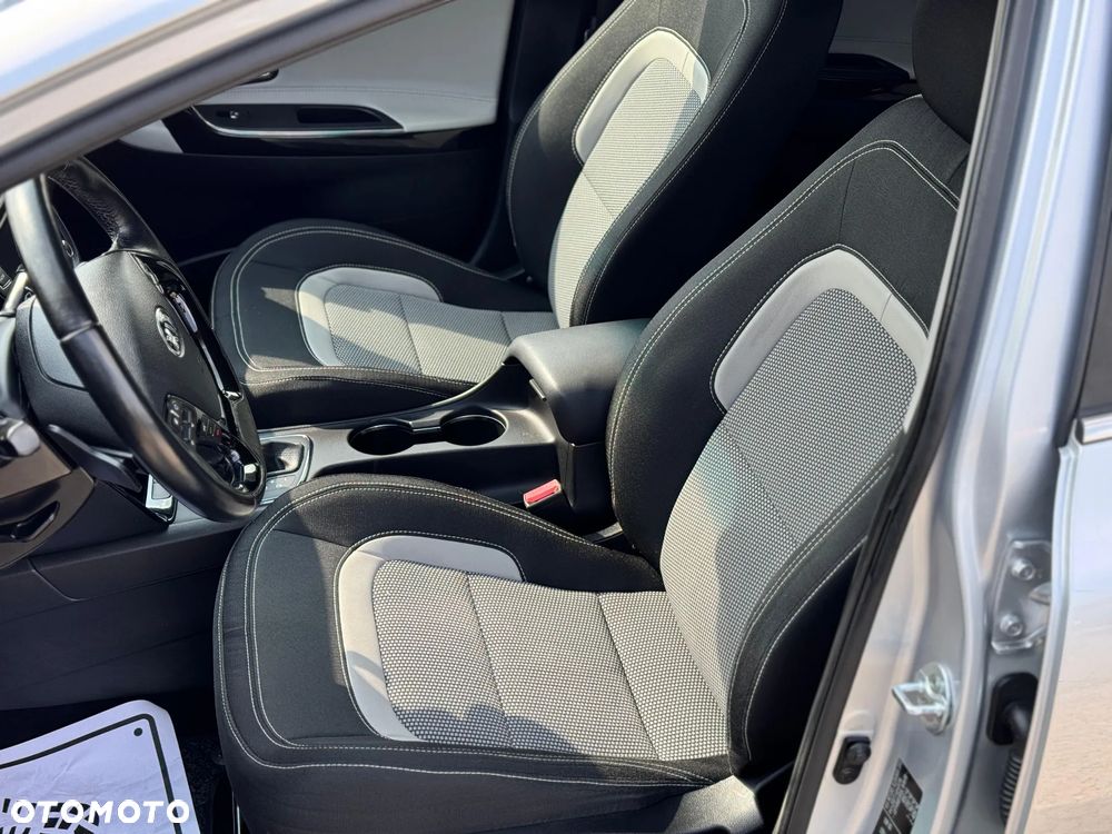 Kia Ceed 1.6 GDI DCT Platinum Edition - 36