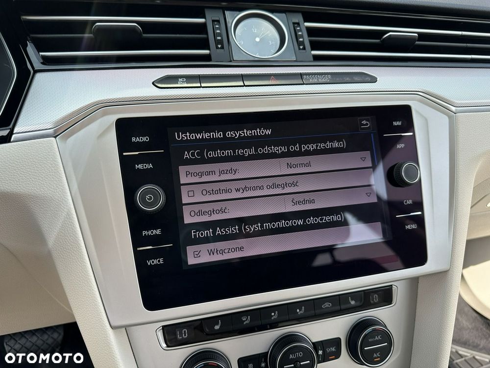 Volkswagen Passat Variant - 26