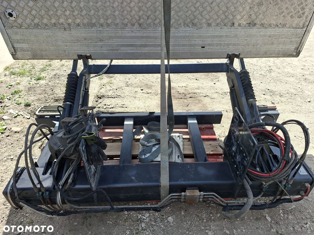 Mercedes-Benz ATEGO - 17