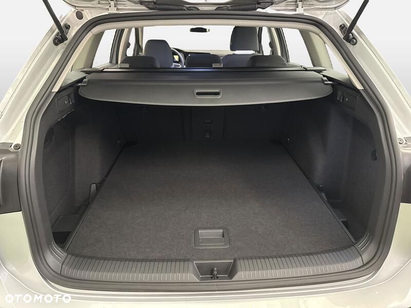 Volkswagen Golf 1.5 eTSI EVO Life DSG - 20