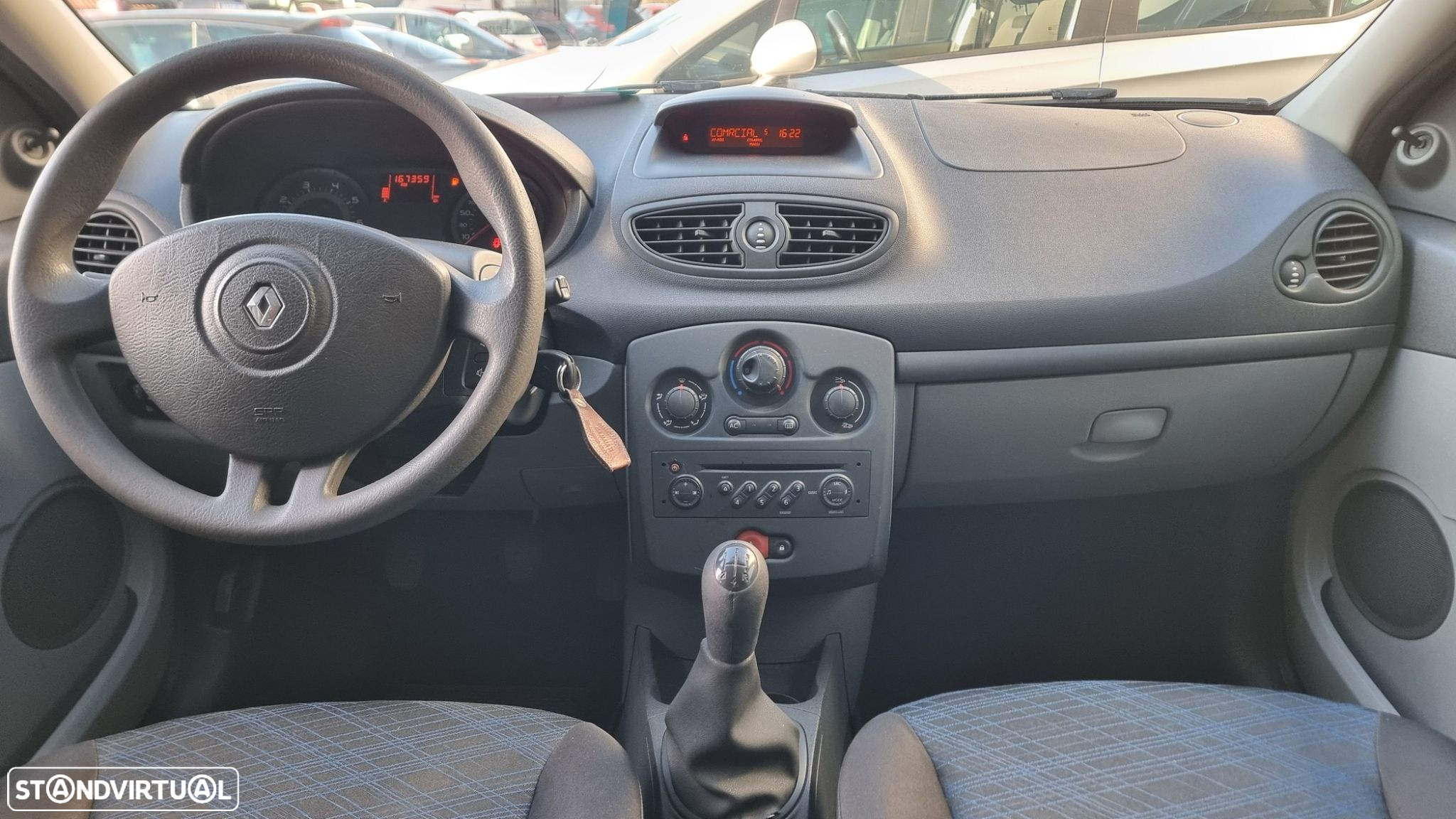 Renault Clio 1.2 16V Confort - 6