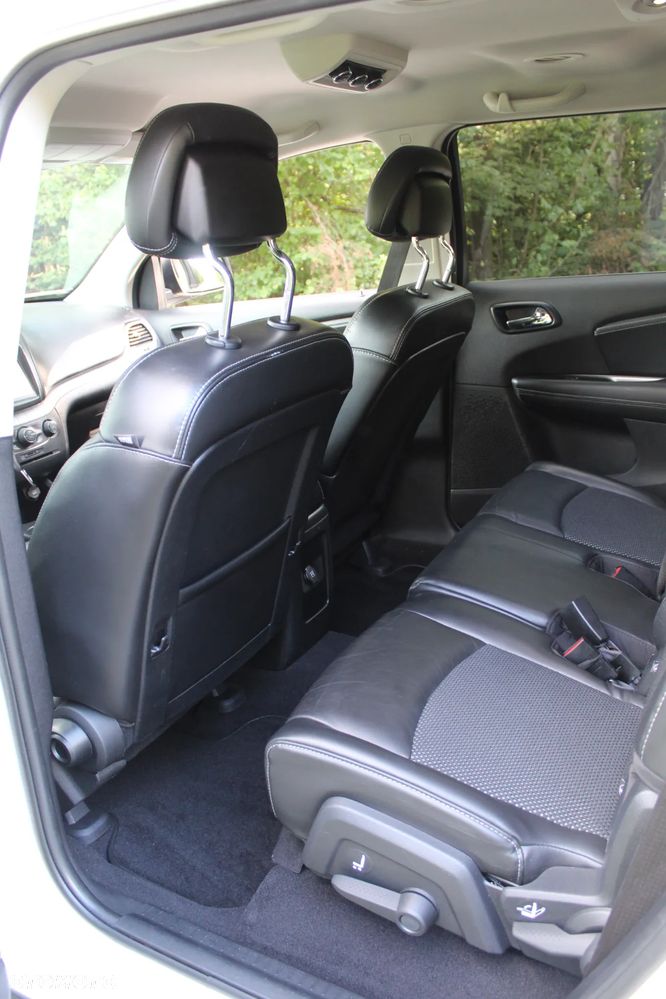 Dodge Journey - 13