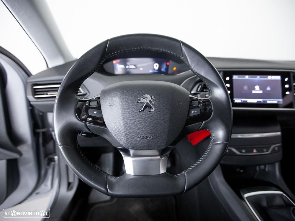 Peugeot 308 SW 1.5 BlueHDi Style - 15
