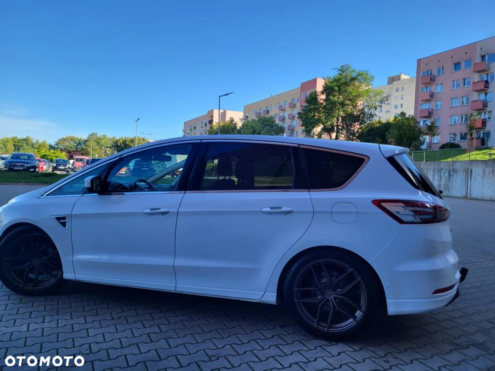 Ford S-Max 2.0 TDCi Titanium PowerShift - 18