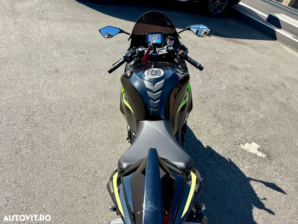 Kawasaki ZX-6R Ninja - 12