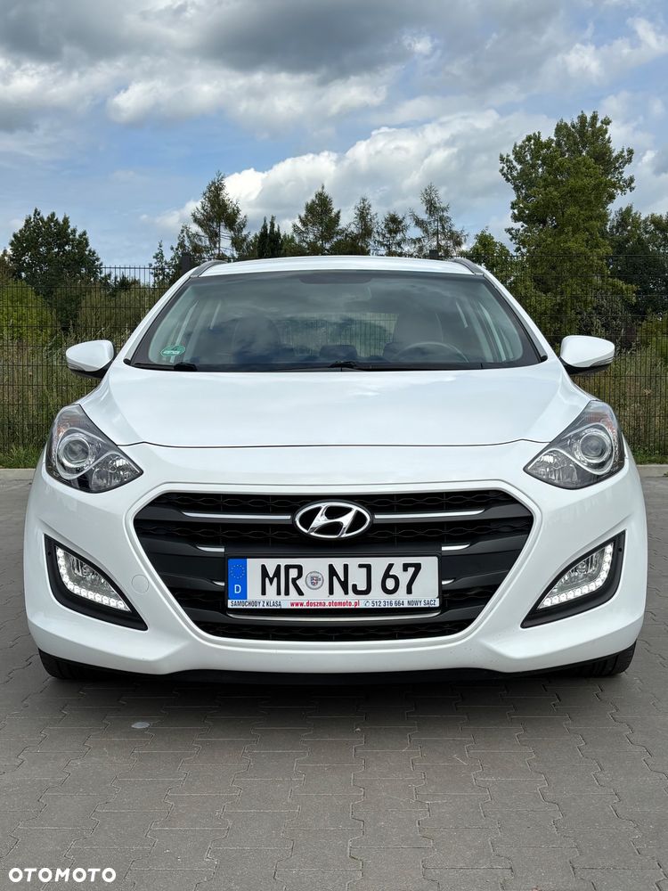 Hyundai i30 blue Kombi 1.6 GDi Style - 2