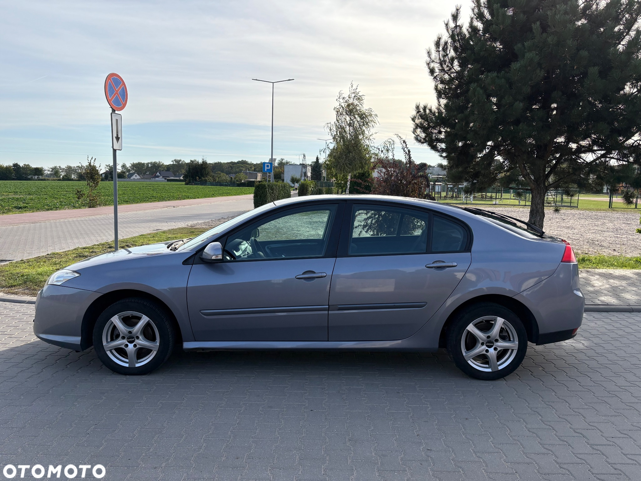 Renault Laguna - 5