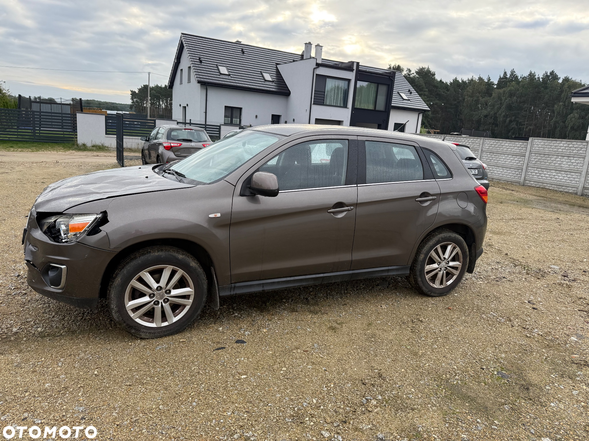 Mitsubishi ASX 2.2 DI-D 4WD Automatik Diamant Edition - 8