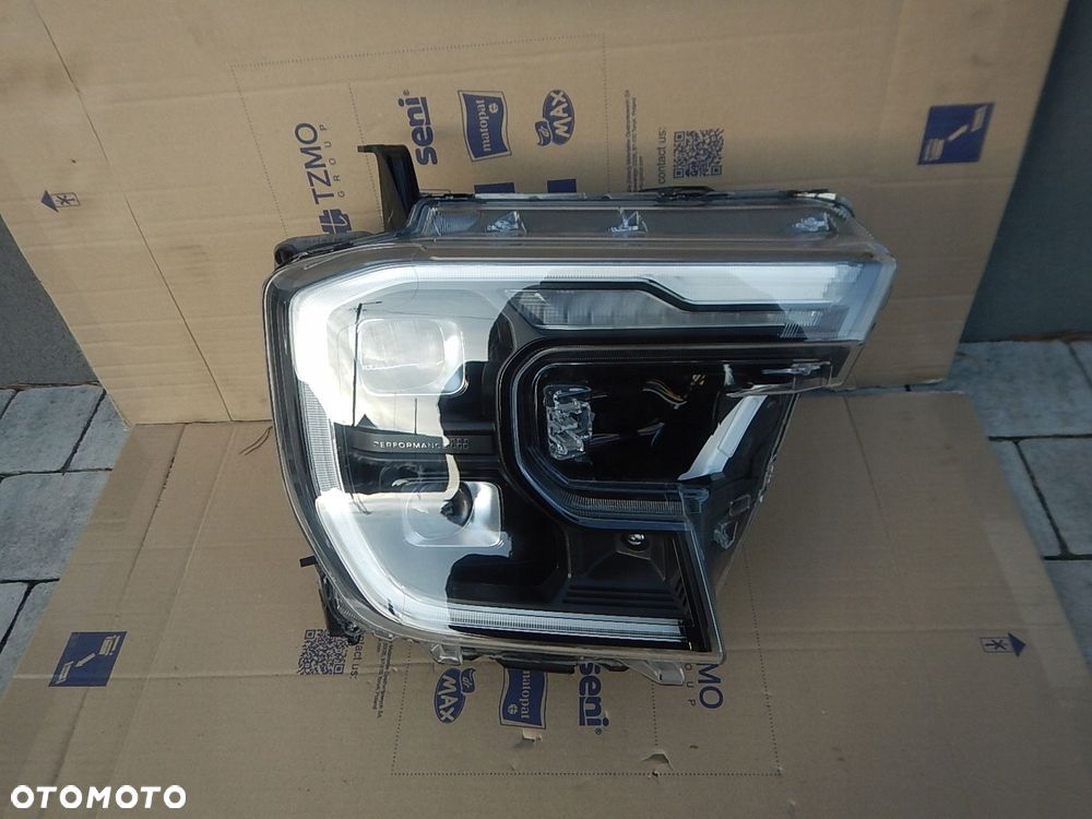 lampa prawy przod ford ranger raptor f150 full led europa - 1