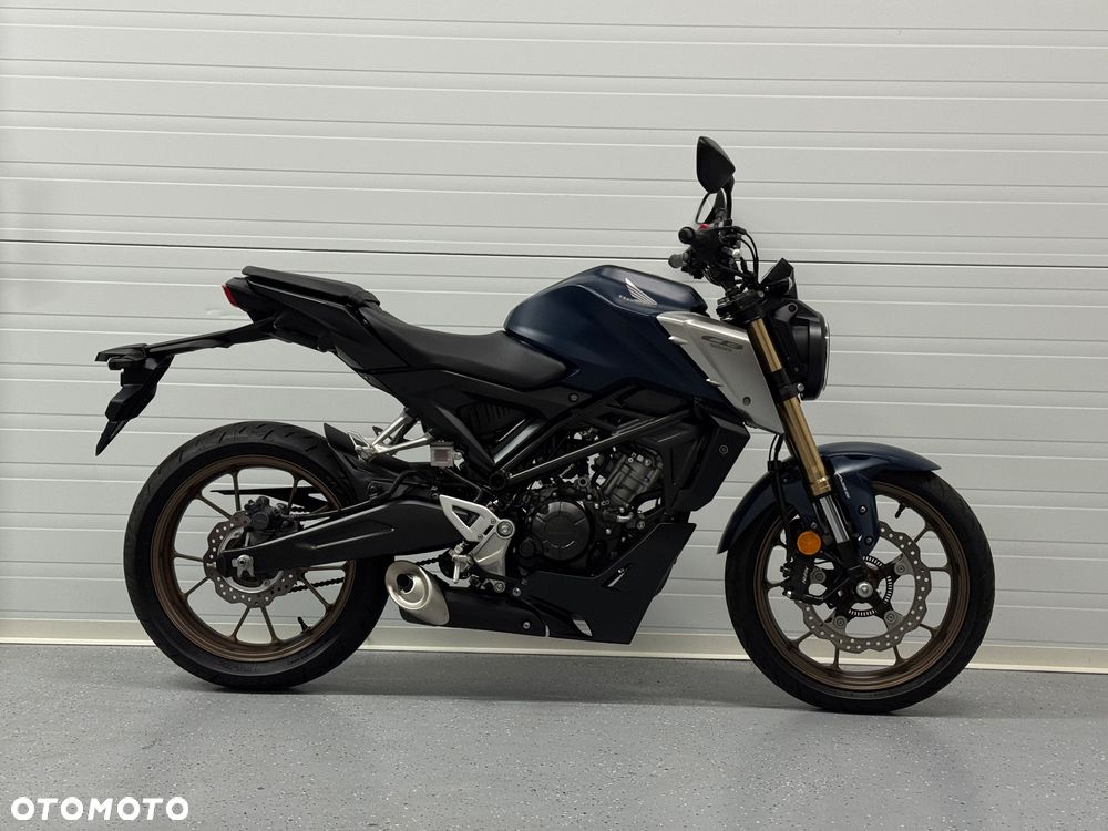 Honda CB - 2