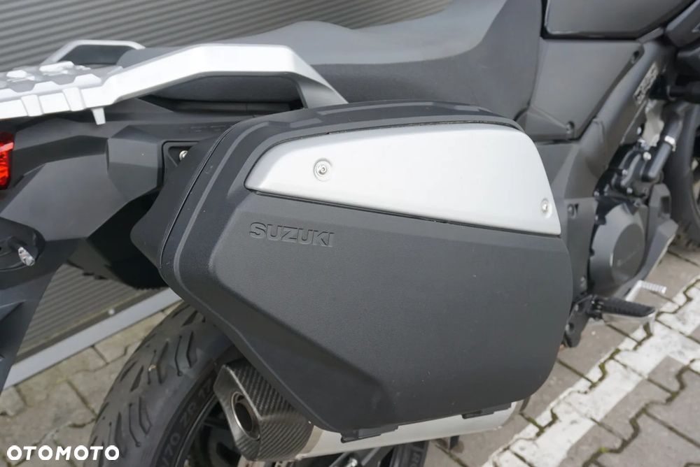 Suzuki V-STROM - 8