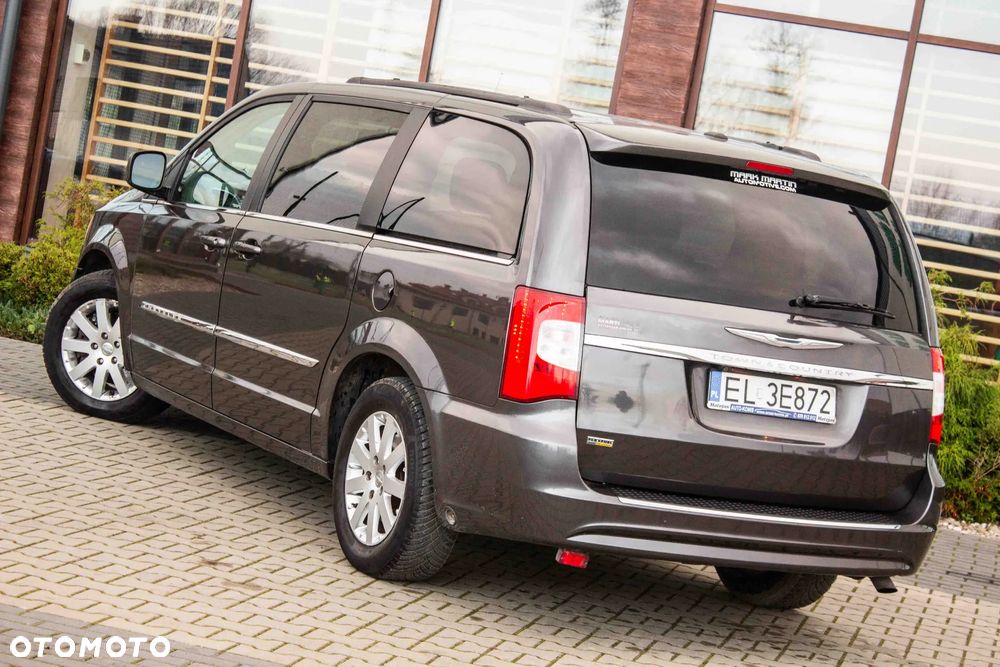 Chrysler Town & Country 3.6 Touring - 11
