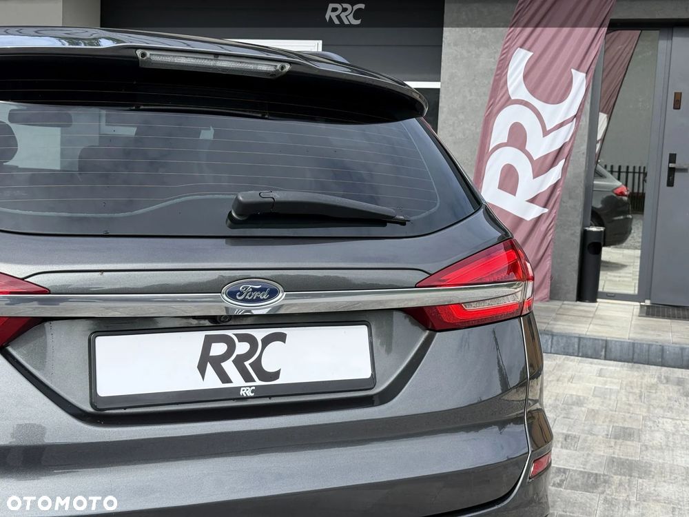 Ford Mondeo 2.0 TDCi ST-Line PowerShift - 37