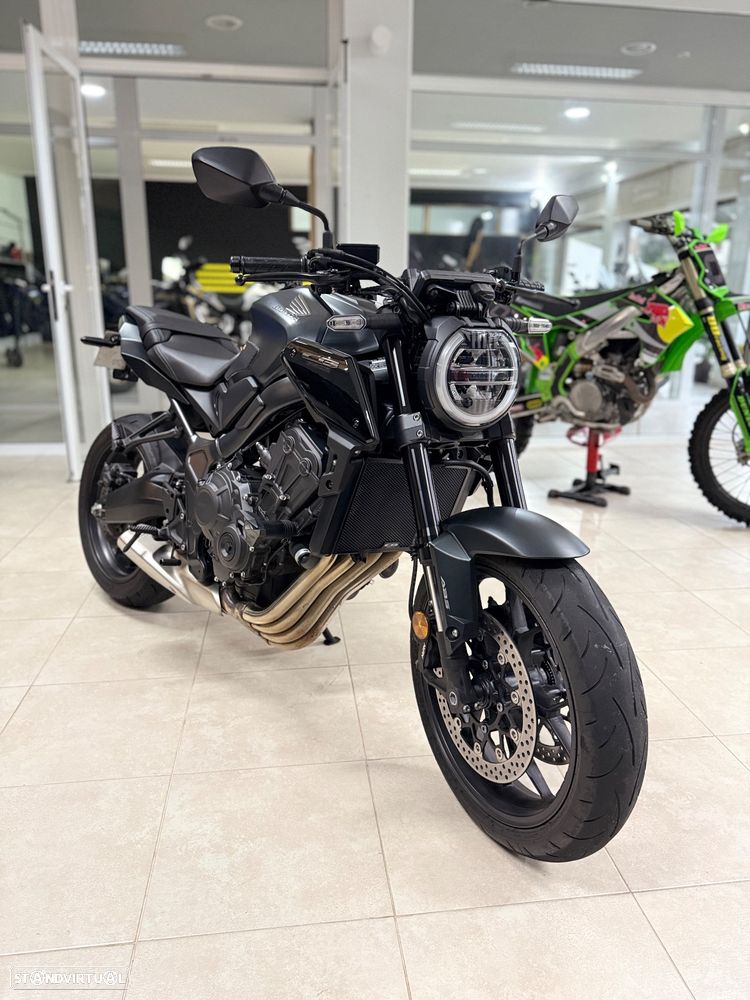 Honda CB 650 R Black Edition - 2