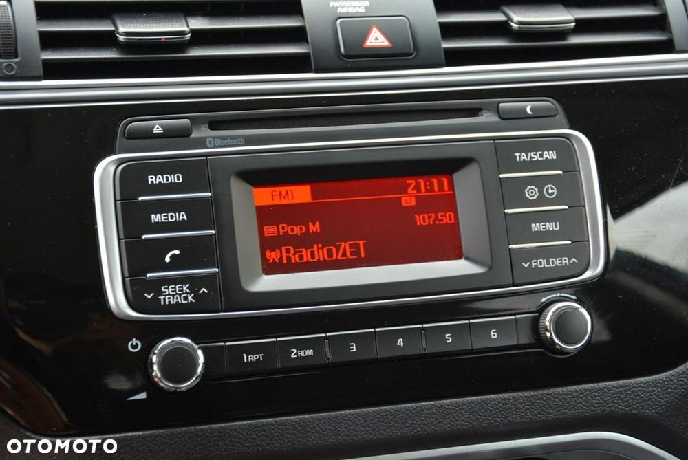 Kia Rio 1.2 XL Business Line - 25