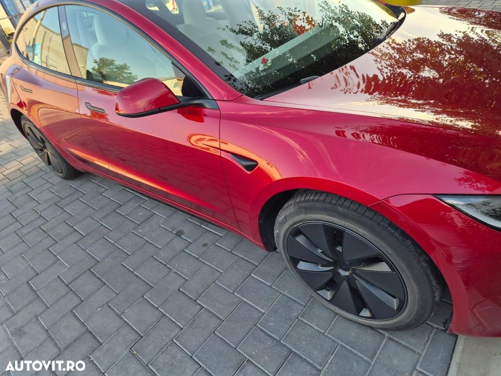Tesla Model 3 - 13