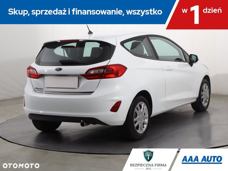 Ford Fiesta - 7