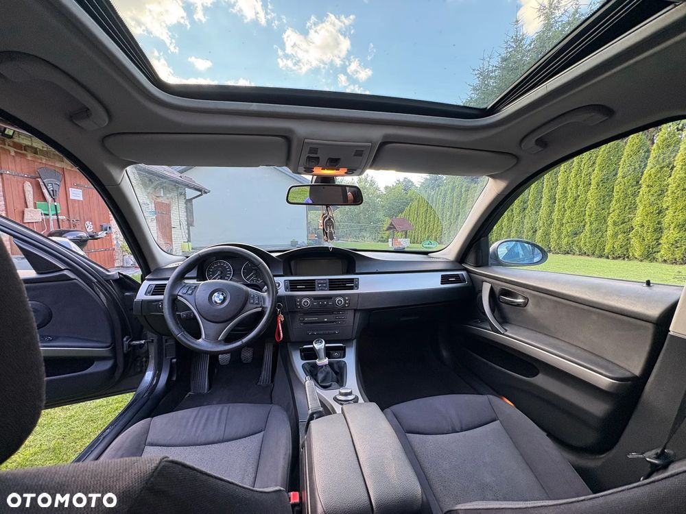 BMW Seria 3 320d - 9