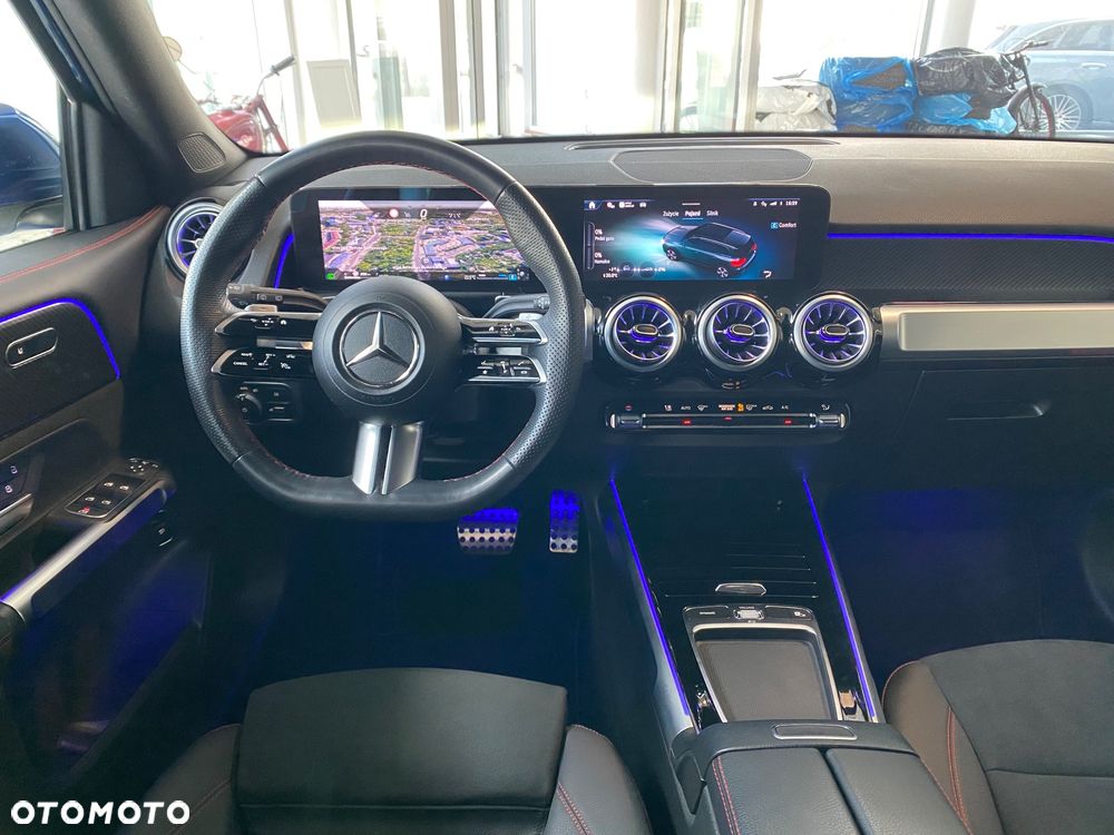 Mercedes-Benz GLB 200 AMG Line 7G-DCT - 26