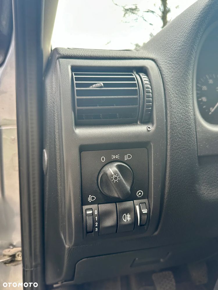 Opel Astra 1.4 Start - 6