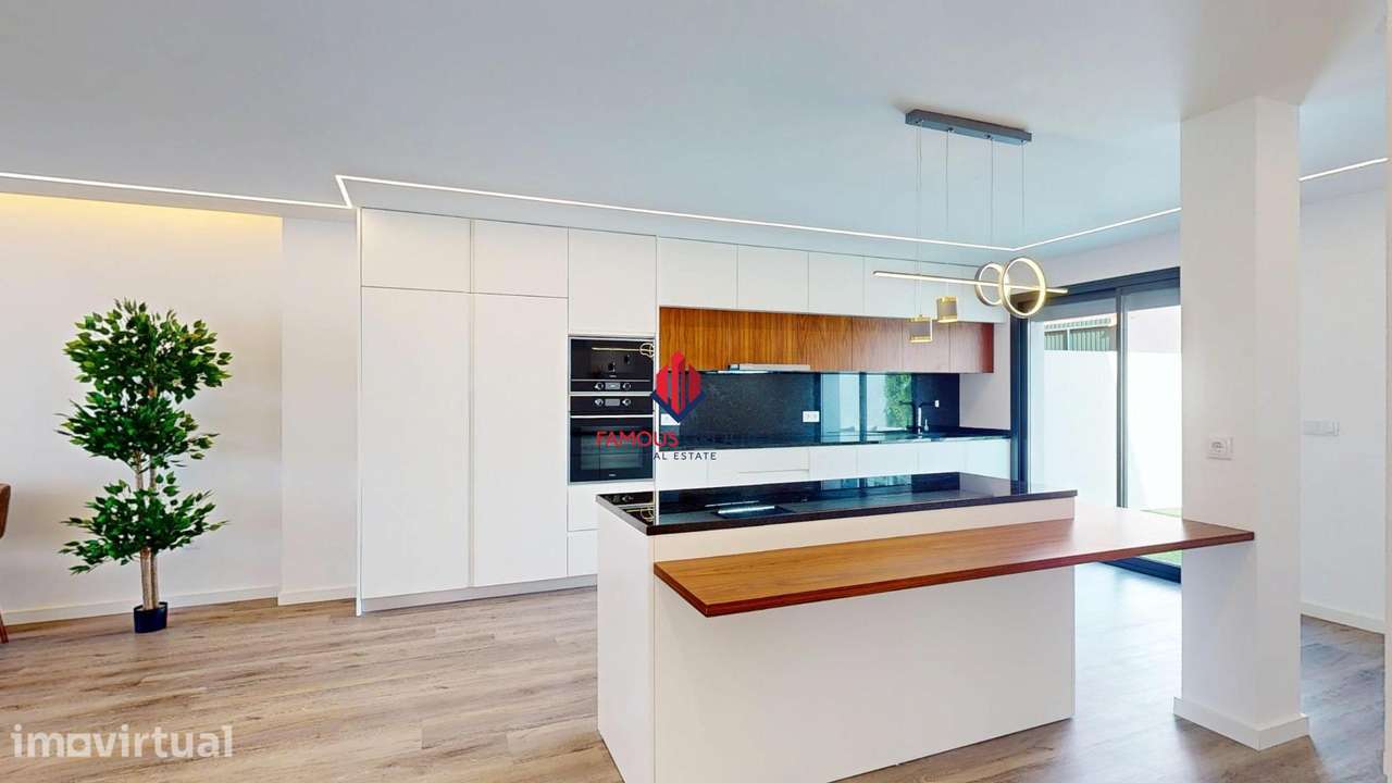 Moradia T4 com piscina e 4 suítes, 3 com closet - Grande imagem: 4/35