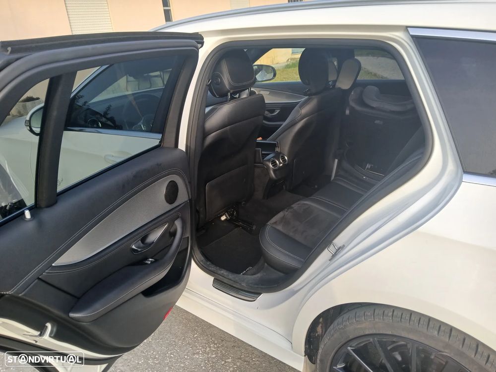 Mercedes-Benz E 220 d AMG 7L - 10