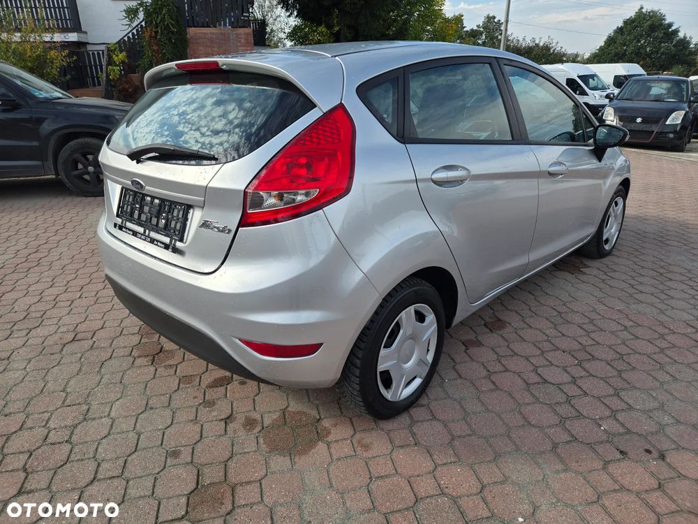 Ford Fiesta - 5