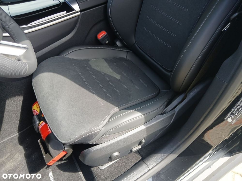 Mercedes-Benz GLC 200 d mHEV 4-Matic AMG Line - 11