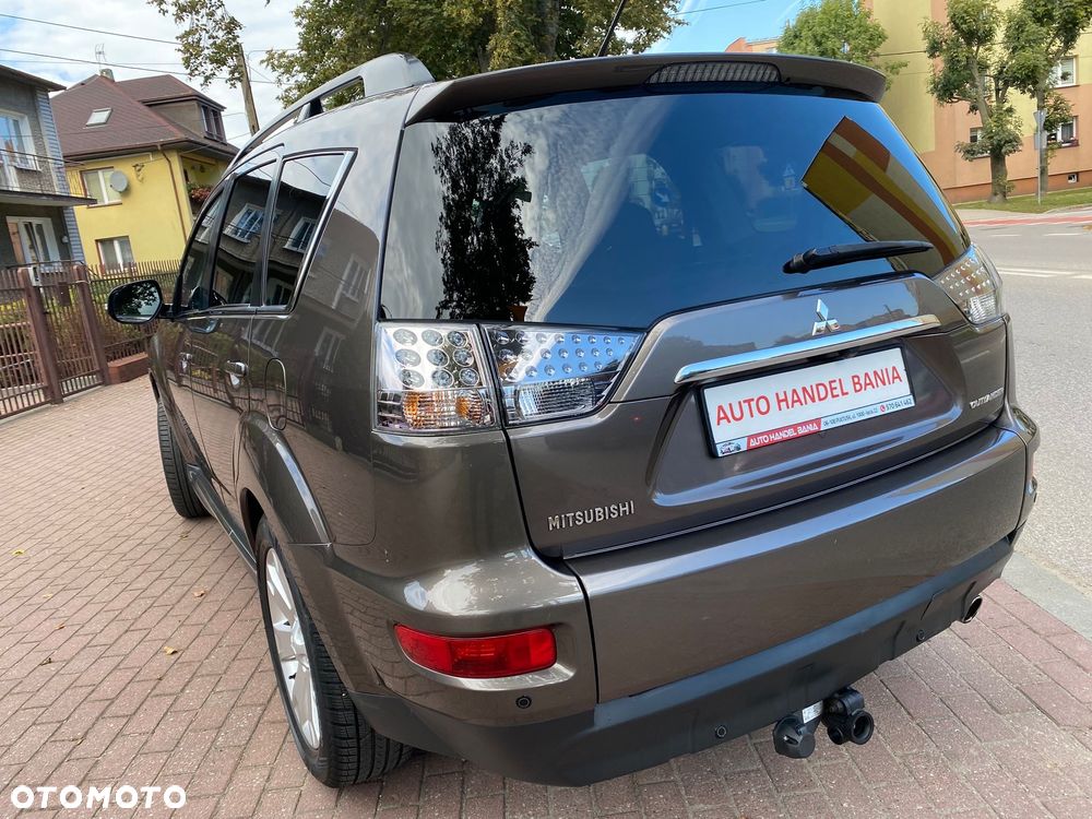 Mitsubishi Outlander 2.0 Intense + 2WD EU5 CVT - 25