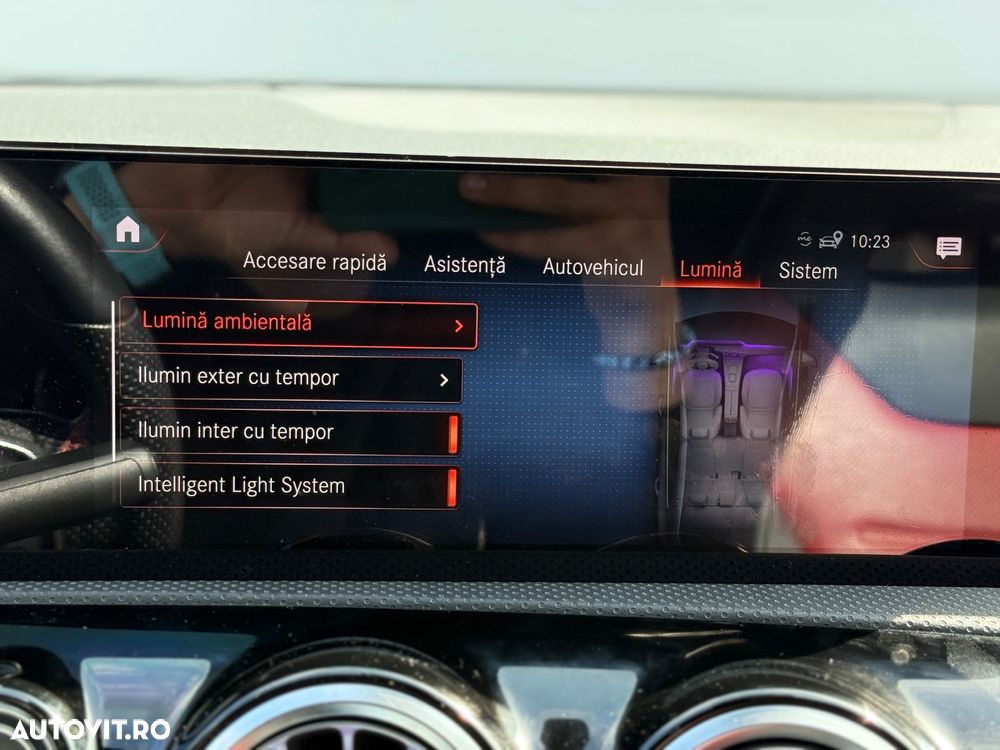 Mercedes-Benz CLA 250 e 8G-DCT AMG Line - 23