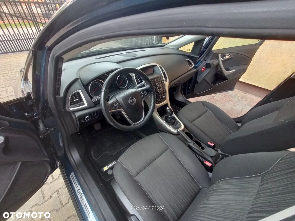 Opel Astra 1.4 T Active - 24