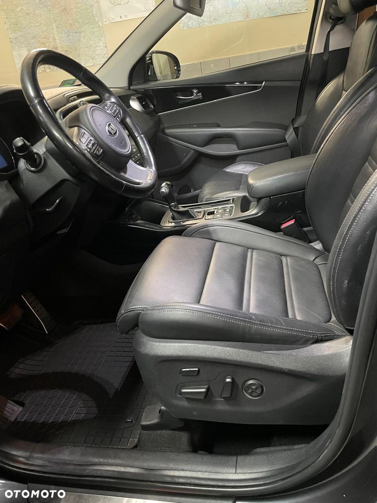 Kia Sorento 2.0 CRDI Business Line Plus - 19