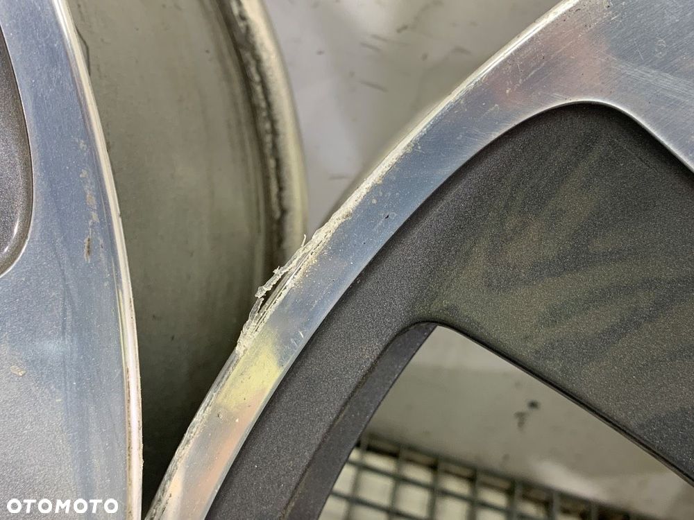 FELGI ALUMINIOWE KOMPLET 21"9,5J  5X112  66,6  ET 31  AUDI Q7 (4MB, 4MG) 2015 - 2022 3.0 TDI quattro - 7