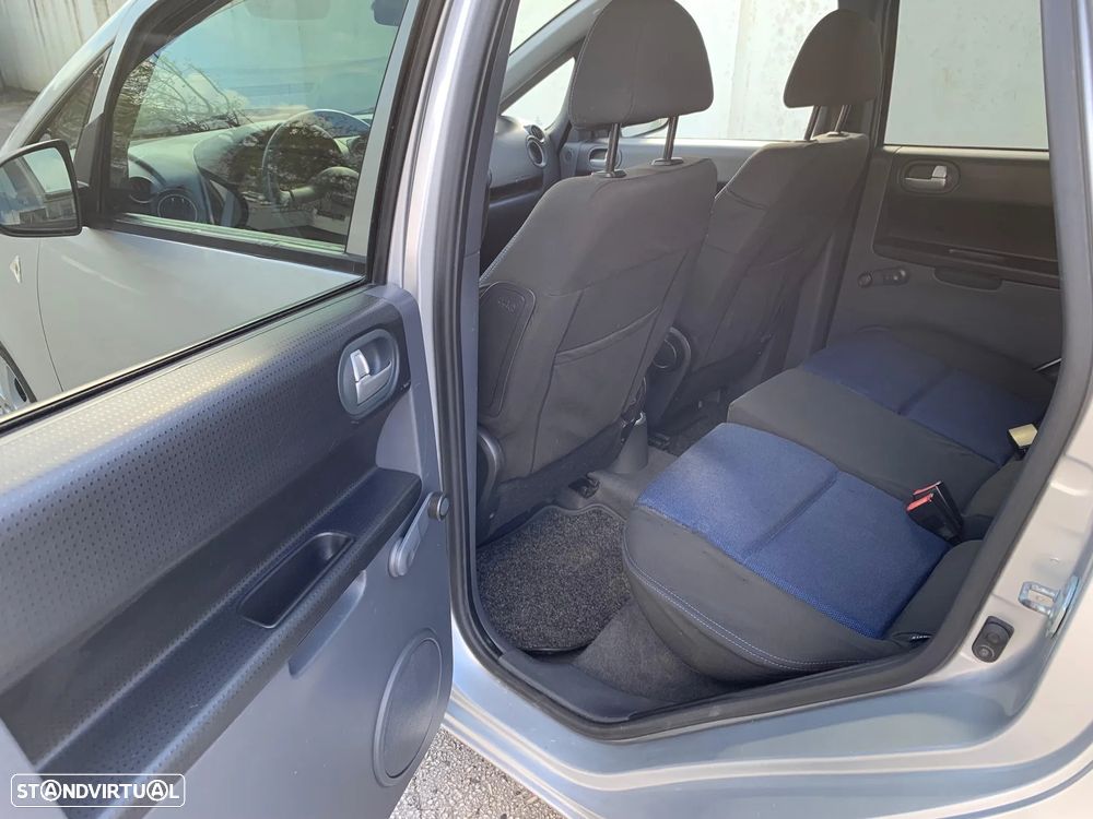 Mitsubishi Colt 1.5 DI-D Inform RCD/AC - 12