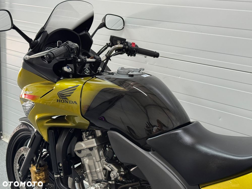 Honda CBF - 21