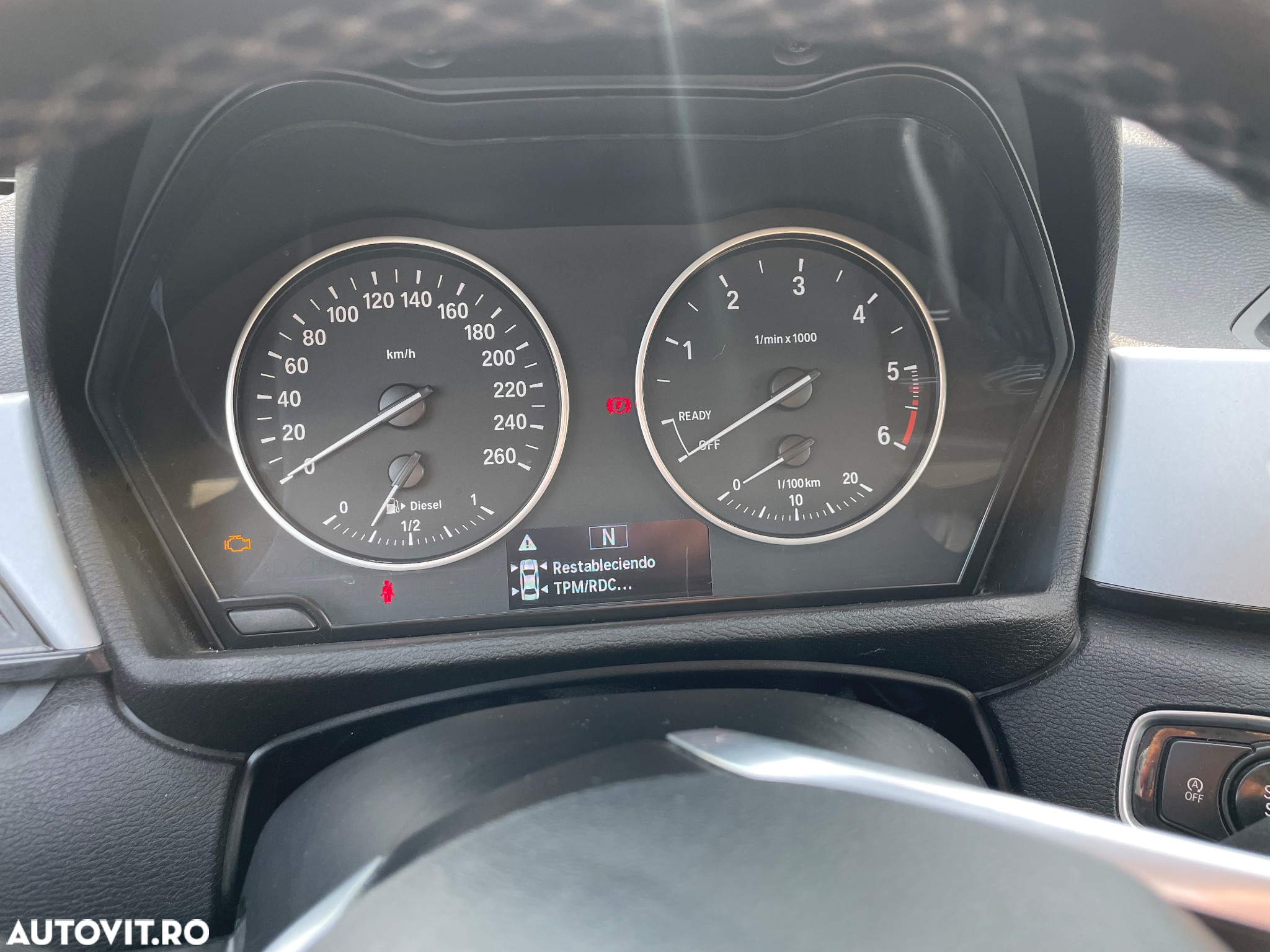 BMW X1 sDrive16d - 12