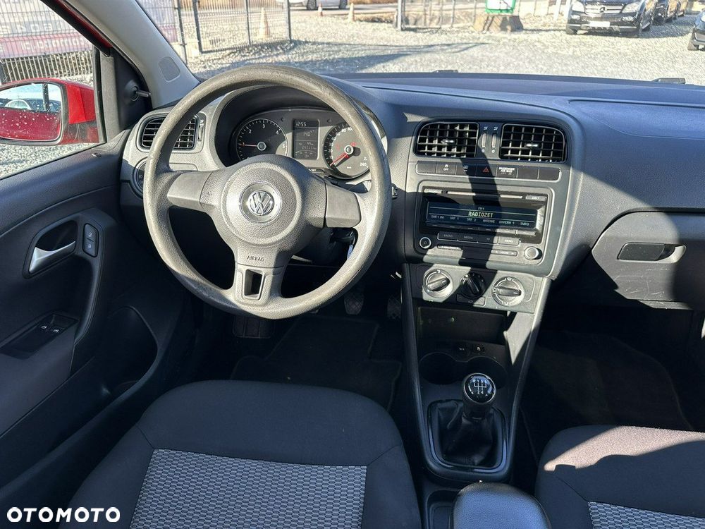 Volkswagen Polo - 4