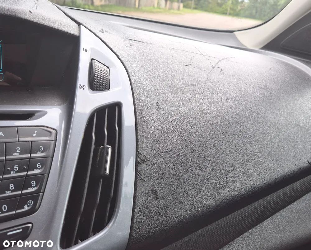 Ford Tourneo Connect Grand - 17