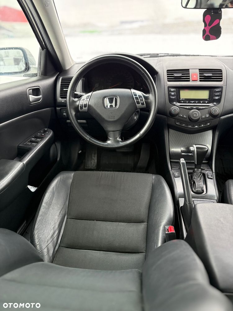 Honda Accord 2.0 Comfort - 20