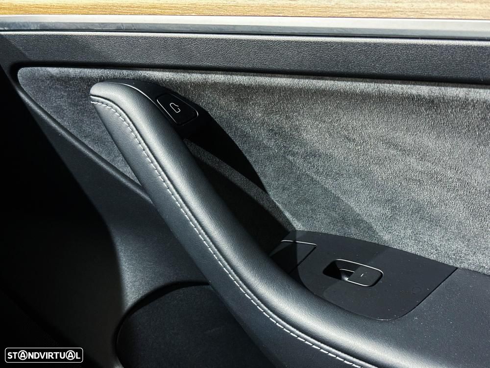 Tesla Model 3 Standard Range Plus RWD - 33