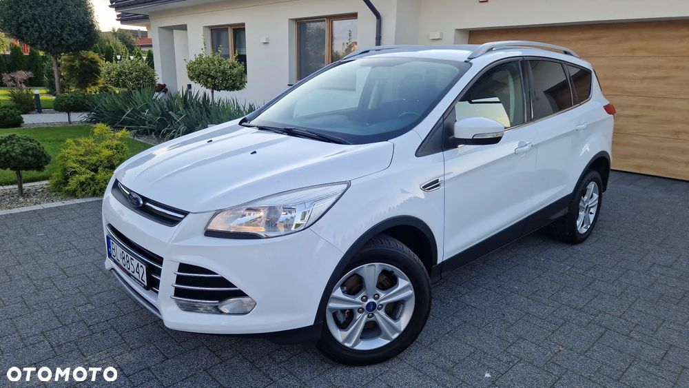 Ford Kuga 2.0 TDCi 2x4 Titanium - 2