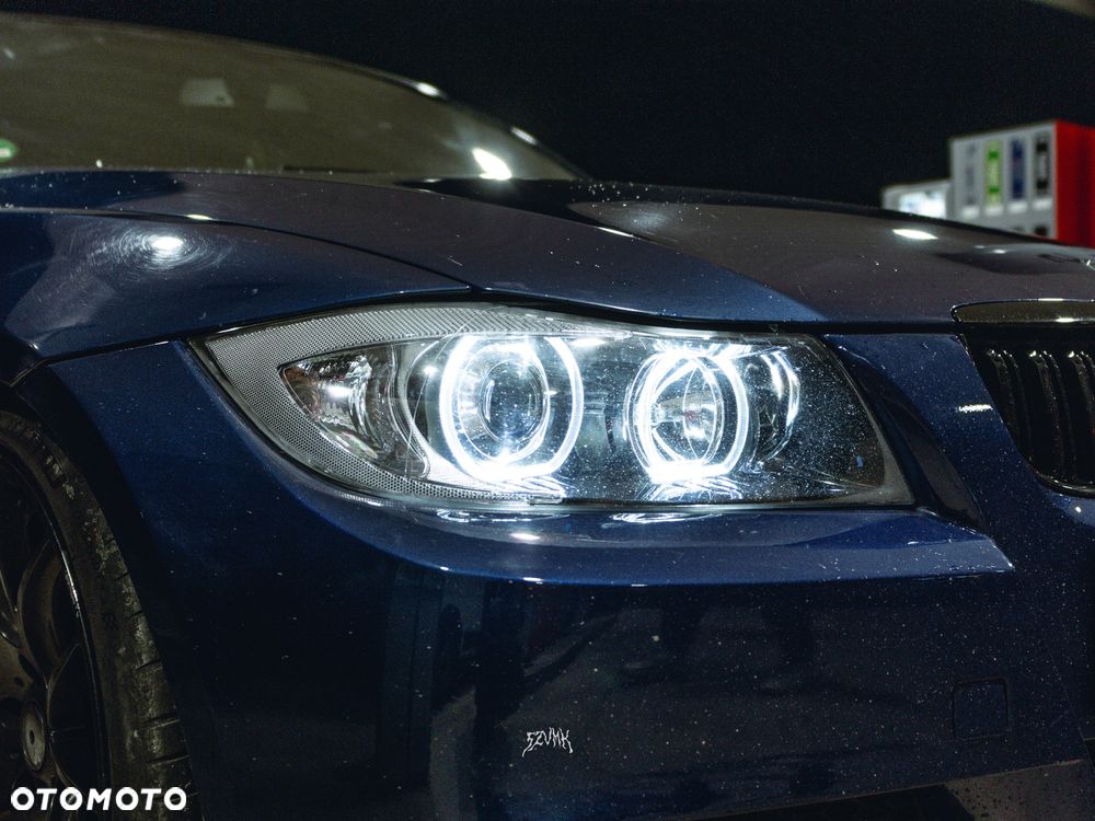 BMW Seria 3 320d - 29