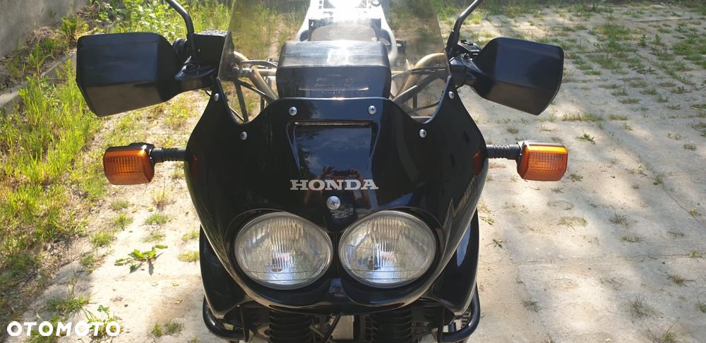 Honda XRV - 11
