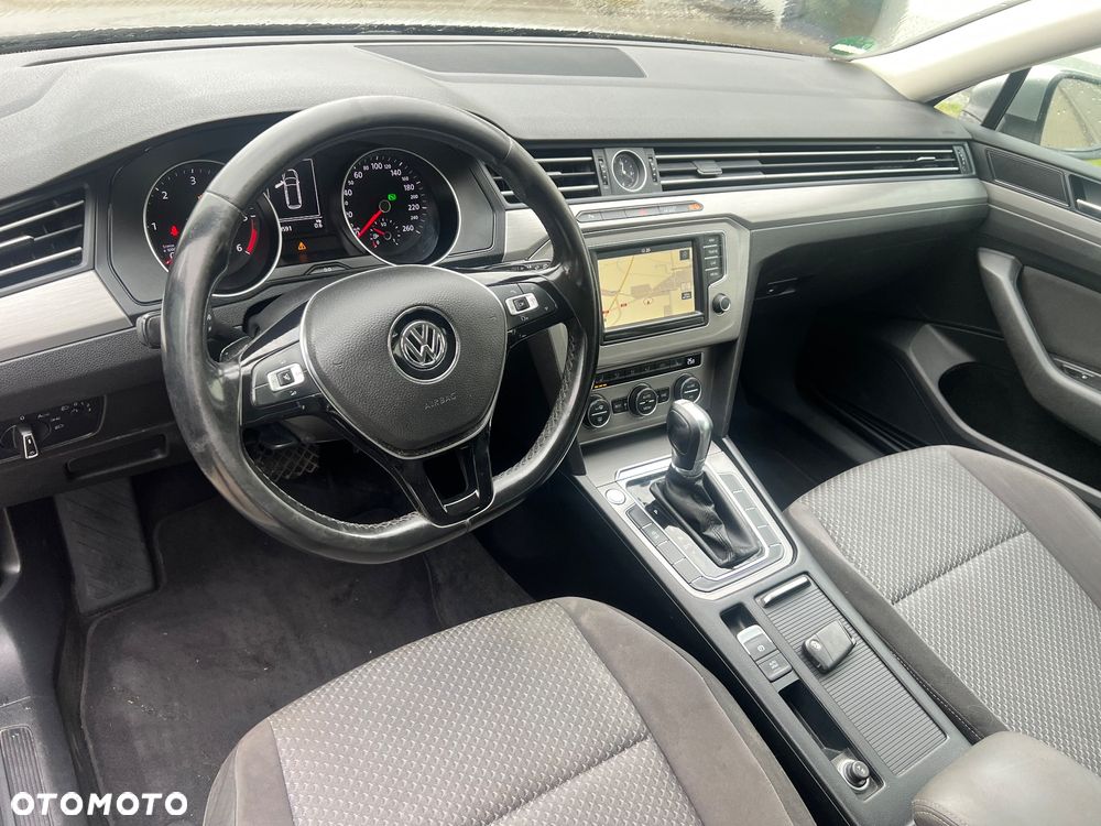 Volkswagen Passat 2.0 TDI BMT Comfortline DSG - 16