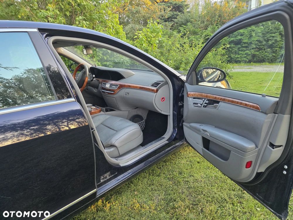 Mercedes-Benz Klasa S 500 4-Matic - 24